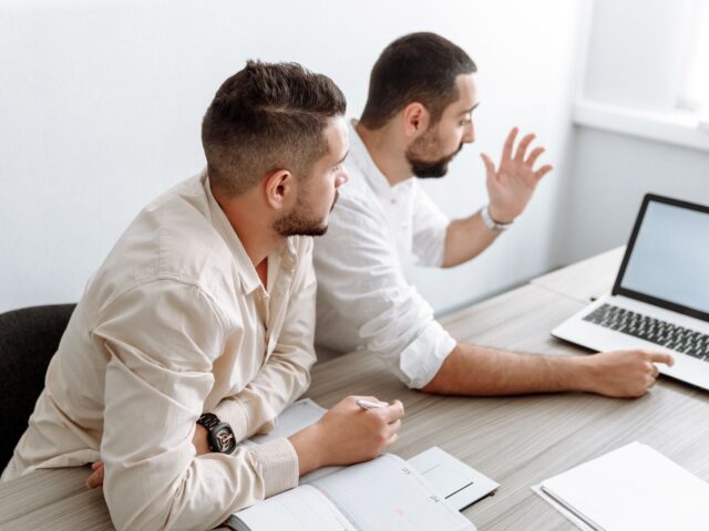 ChatGPT vs Claude for Business: Which One Should Your Startup Pay For?