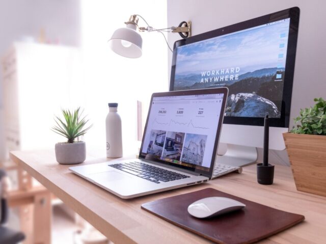 The 10 Best AI Website Builders for Startups, Tested (2026)
