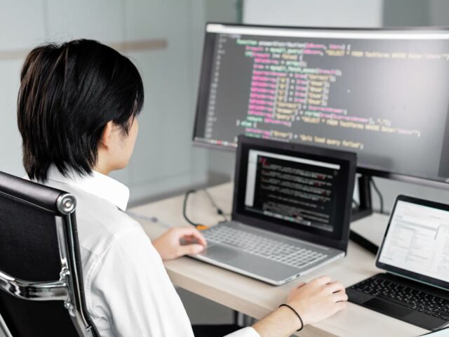 Claude Sonnet 5.5 for Startups: A Hands-On Founder's Guide