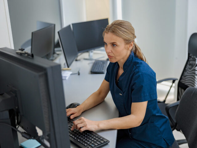 10 AI Healthcare Admin Startup Ideas for 2026